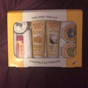 Burts Bees Tips and Toes Kit
